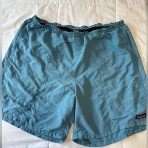 Patagonia Men's baggie Athletic Shorts. L